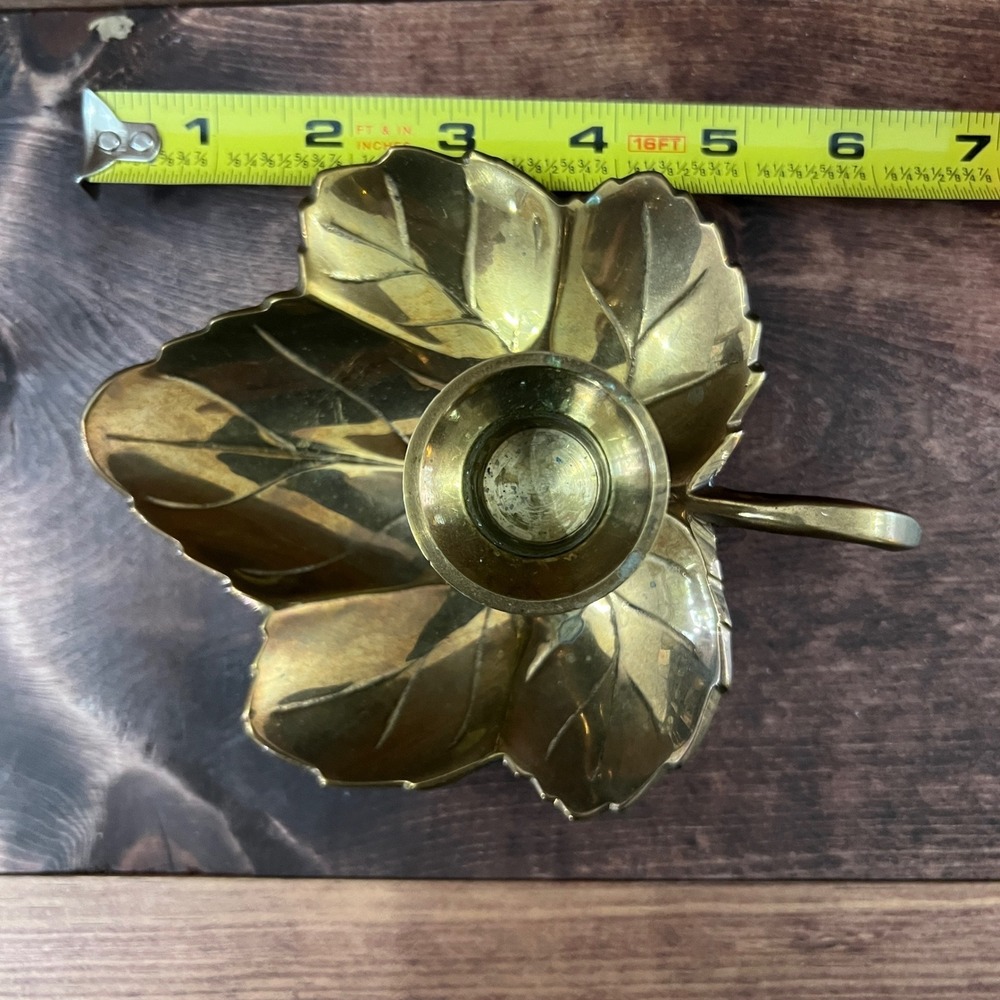 Vintage Brass Leaf Chamberstick Candle Holder India Taper Handle Ball Feet 6in - Picture 3 of 5